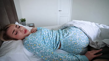 Stepmom Wakes Me Up With Her Naughty Morning Surprise!
