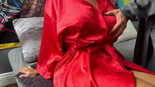 Hot Milf Seduction: Steamy Hookup Action